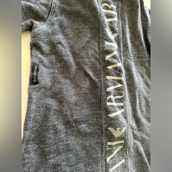 Armani Baby onesie unisex 12M - Picture 8 of 9